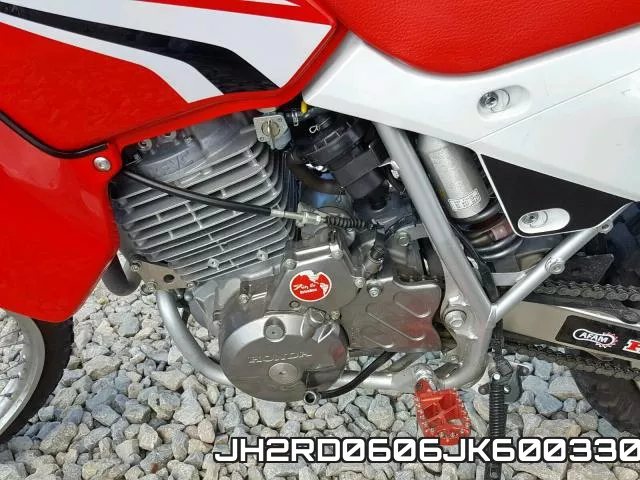 JH2RD0606JK600330_7.webp