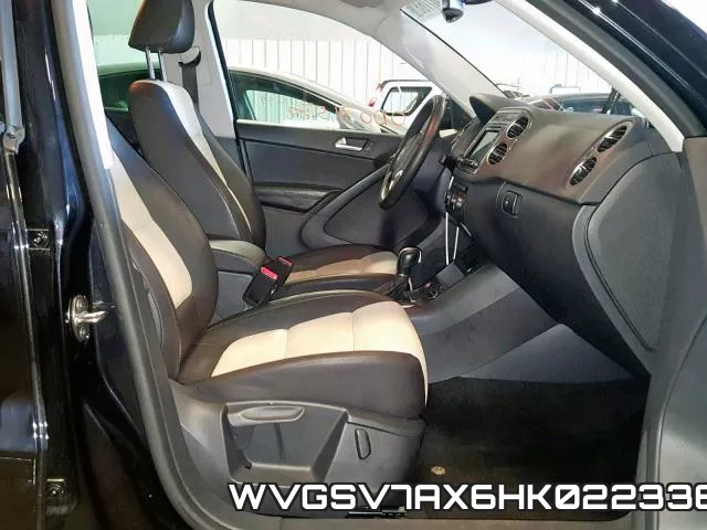 WVGSV7AX6HK022336_5.webp