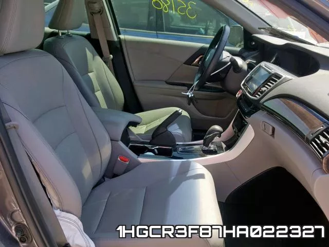 1HGCR3F87HA022327_5.webp