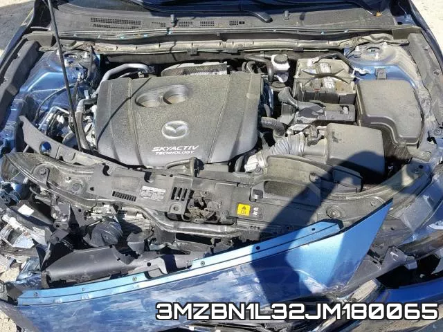 3MZBN1L32JM180065_7.webp