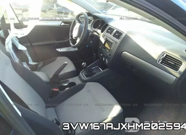 3VW167AJXHM202594_5.webp