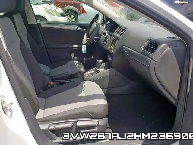 3VW2B7AJ2HM235900_5.webp