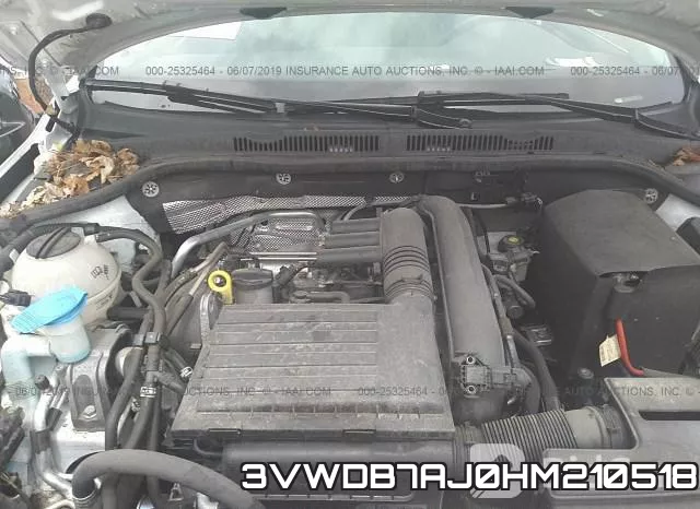 3VWDB7AJ0HM210518_10.webp