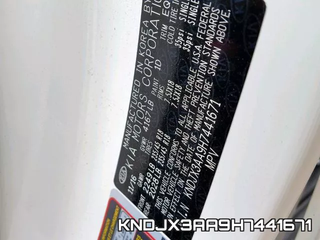 KNDJX3AA9H7441671_10.webp