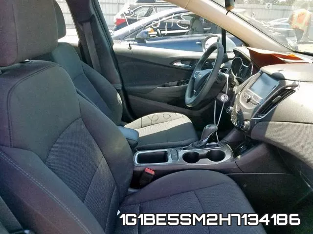 1G1BE5SM2H7134186_5.webp