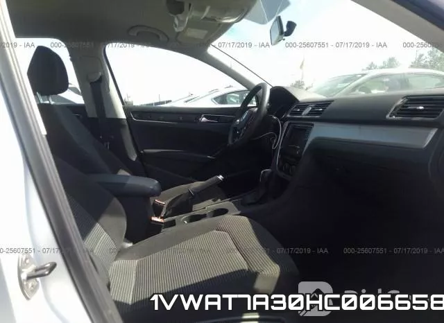 1VWAT7A30HC006658_5.webp