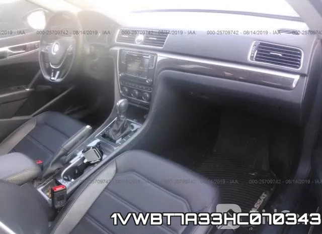 1VWBT7A33HC070343_5.webp