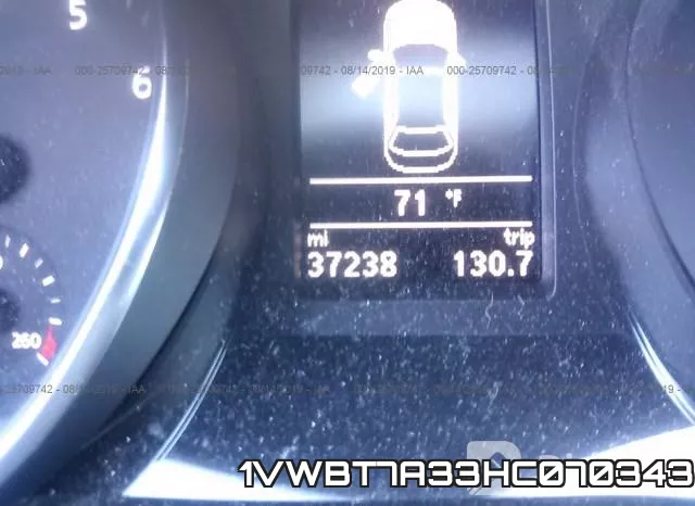 1VWBT7A33HC070343_7.webp