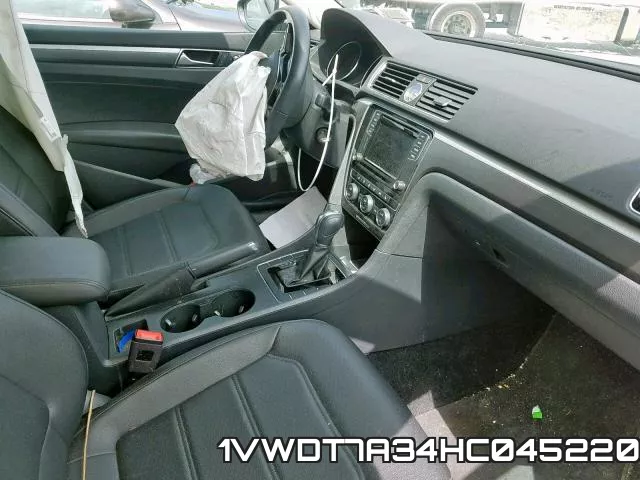 1VWDT7A34HC045220_5.webp