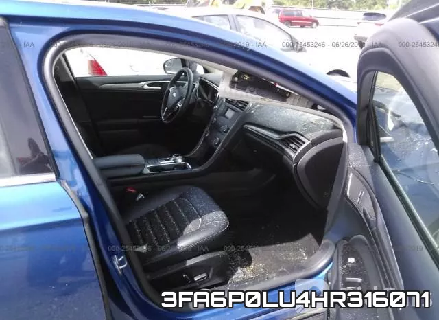 3FA6P0LU4HR316071_5.webp