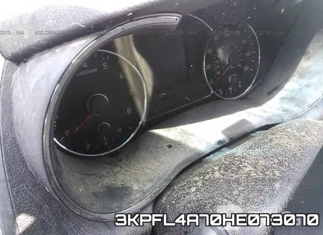 3KPFL4A70HE073070_7.webp