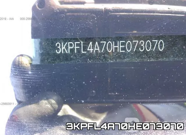 3KPFL4A70HE073070_9.webp