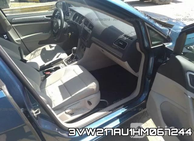 3VW217AU1HM067244_5.webp