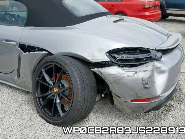 WP0CB2A83JS228913_9.webp