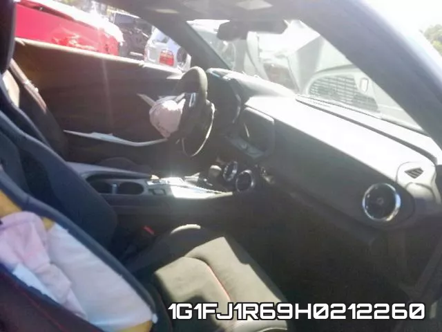 1G1FJ1R69H0212260_5.webp