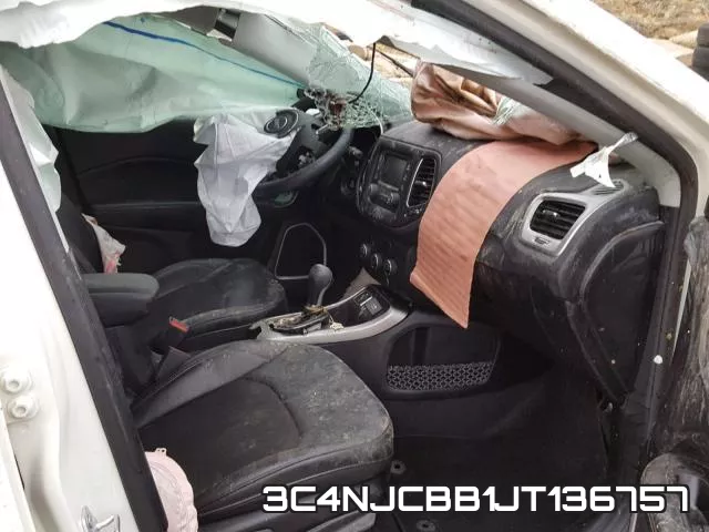 3C4NJCBB1JT136757_5.webp