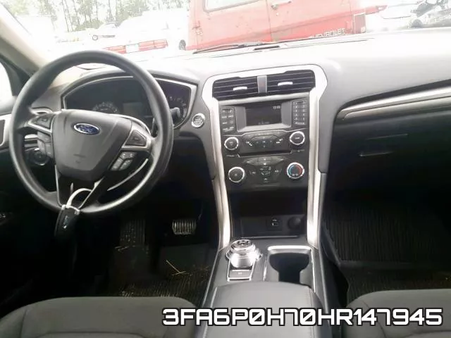 3FA6P0H70HR147945_9.webp