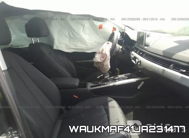 WAUKMAF41JA231477_5.webp