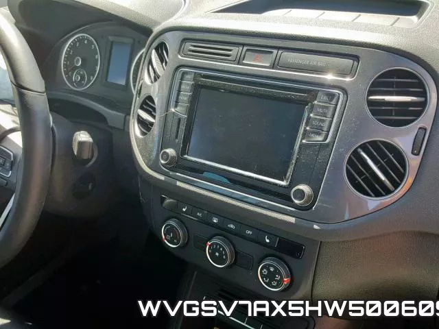 WVGSV7AX5HW500609_9.webp