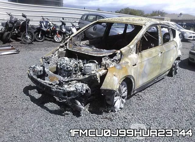 1FMCU0J99HUA23744_2.webp