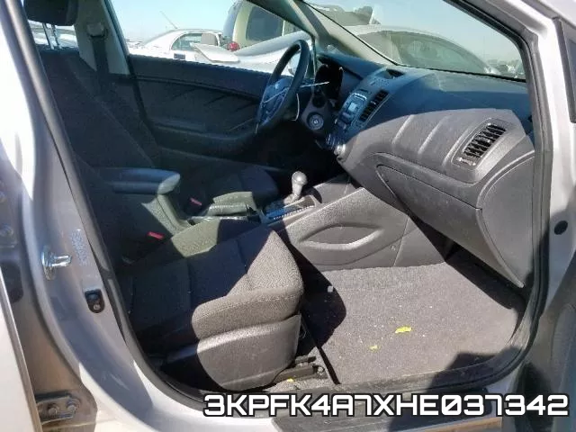 3KPFK4A7XHE037342_5.webp