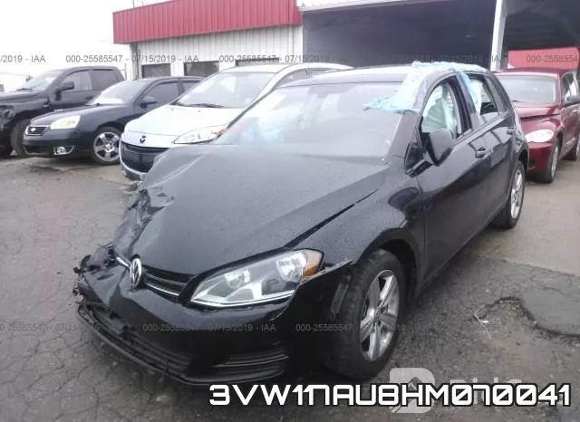 3VW117AU8HM070041_2.webp