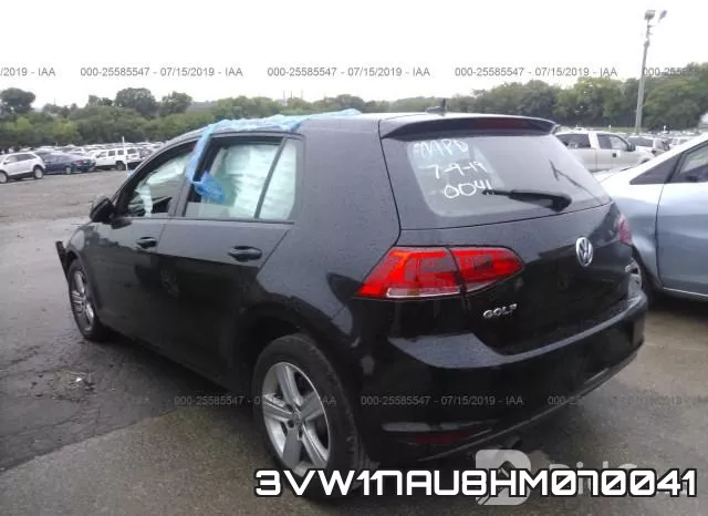 3VW117AU8HM070041_3.webp