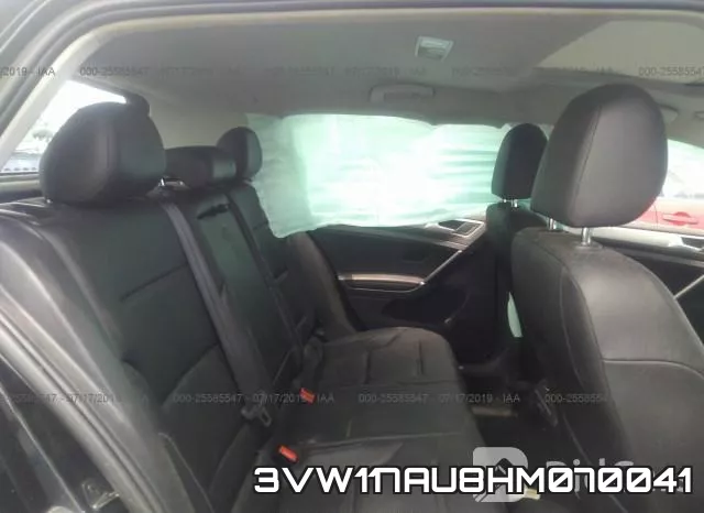 3VW117AU8HM070041_8.webp