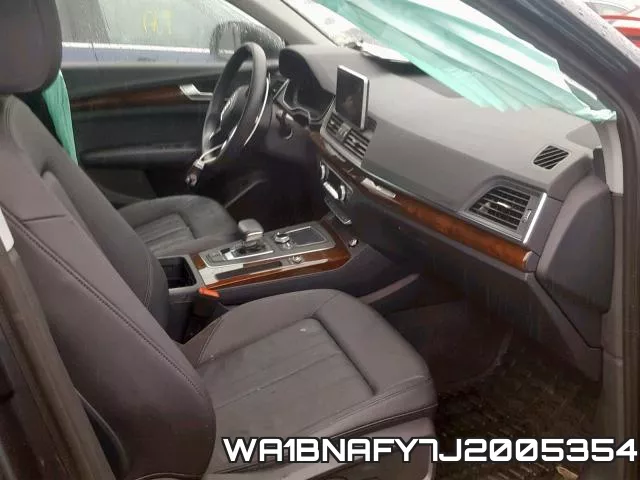 WA1BNAFY7J2005354_5.webp