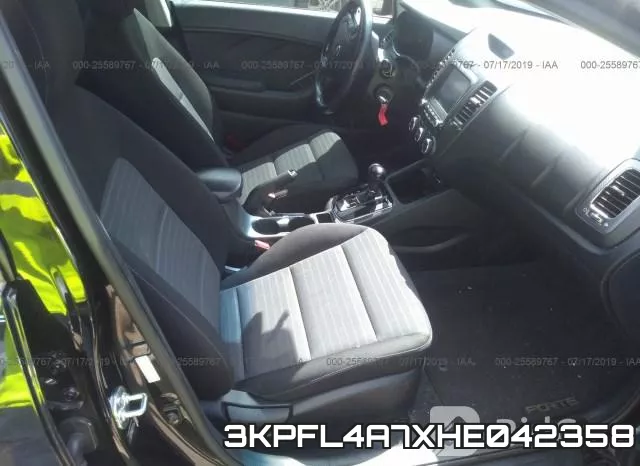 3KPFL4A7XHE042358_5.webp