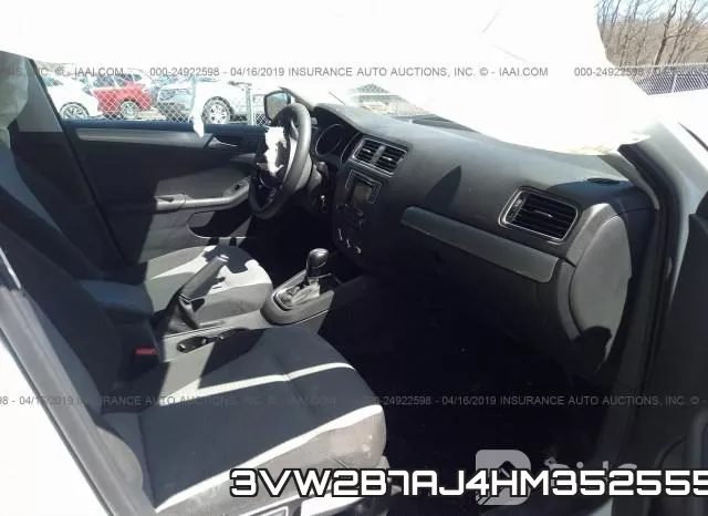 3VW2B7AJ4HM352555_5.webp