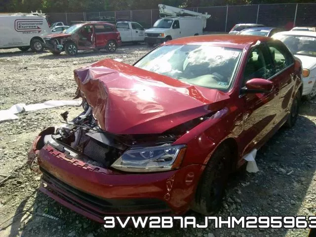 3VW2B7AJ7HM295963_2.webp