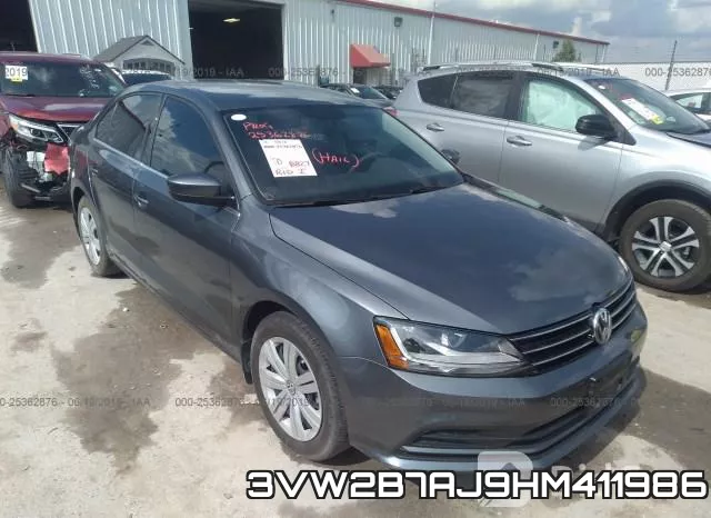 3VW2B7AJ9HM411986_6.webp