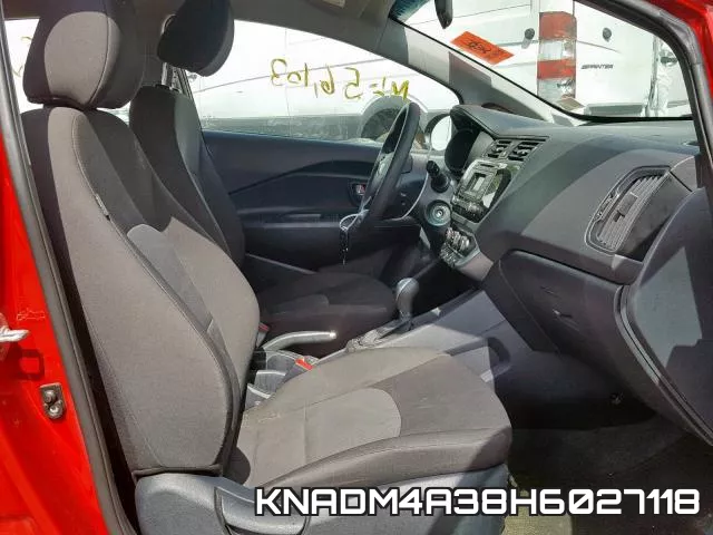 KNADM4A38H6027118_5.webp