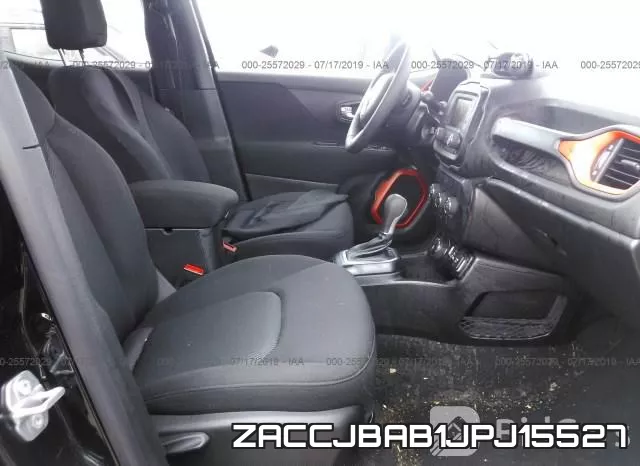 ZACCJBAB1JPJ15527_5.webp