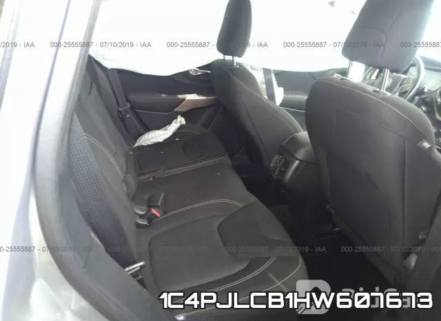 1C4PJLCB1HW607673_8.webp
