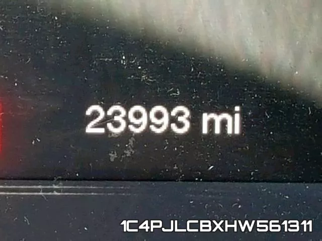 1C4PJLCBXHW561311_8.webp