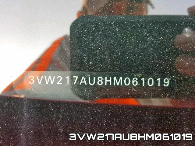 3VW217AU8HM061019_9.webp