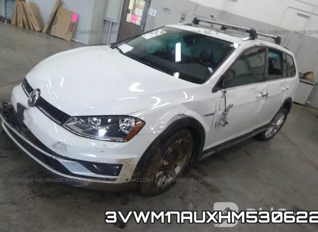 3VWM17AUXHM530622_2.webp