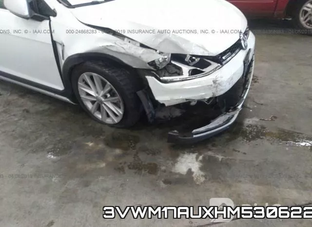 3VWM17AUXHM530622_6.webp