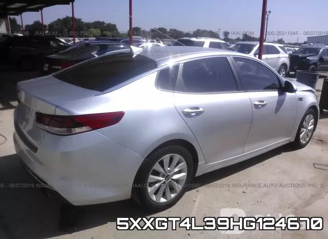 5XXGT4L39HG124670_4.webp