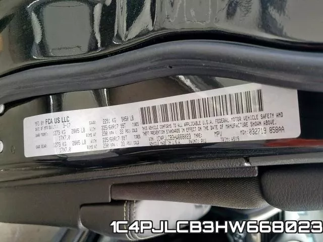 1C4PJLCB3HW668023_10.webp