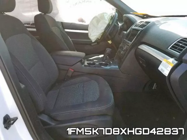1FM5K7D8XHGD42837_5.webp