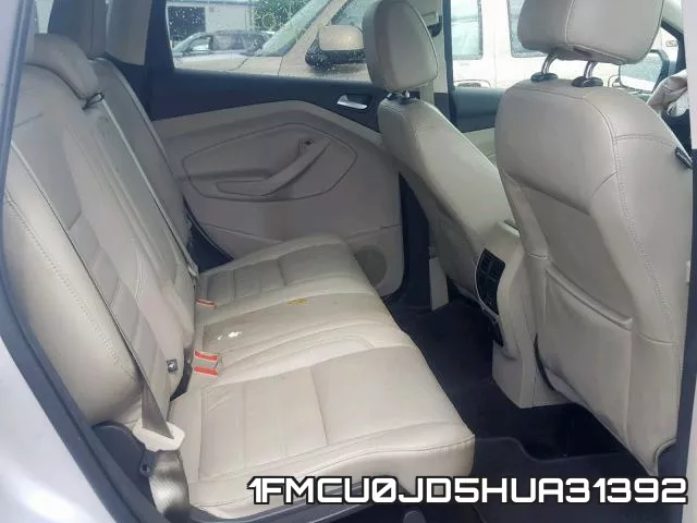 1FMCU0JD5HUA31392_6.webp
