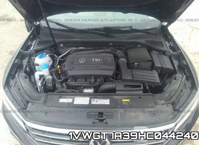 1VWGT7A39HC044240_10.webp