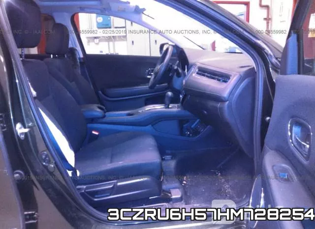 3CZRU6H57HM728254_5.webp