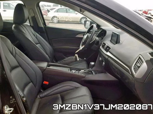 3MZBN1V37JM202087_5.webp
