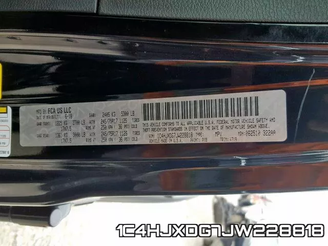 1C4HJXDG7JW228818_10.webp