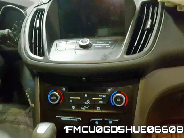 1FMCU0GD5HUE06608_9.webp