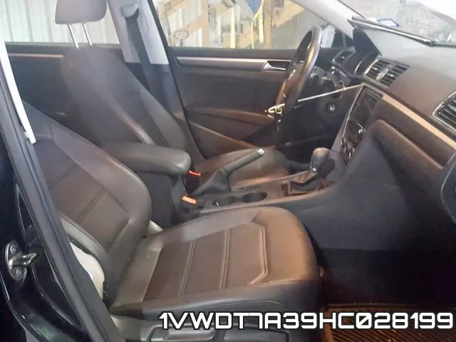 1VWDT7A39HC028199_5.webp